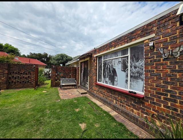 3 BEDROOM HOUSE FOR SALE IN SASOLBURG EXT 10